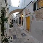 Ca Sotto L'arco Bed & Breakfast