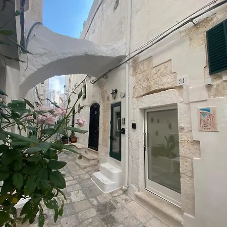 Ca Sotto L'arco Nocleg ze śniadaniem 4*