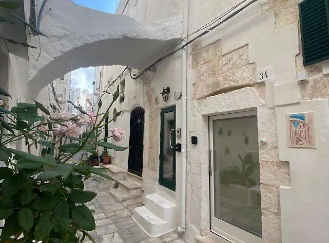 Ca Sotto L'arco Nocleg ze śniadaniem 4*