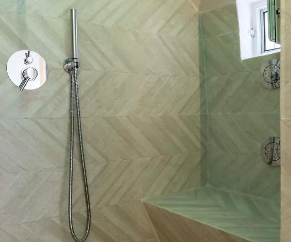 Ca Sotto L'arco Nocleg ze śniadaniem 4*