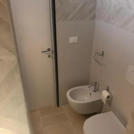 Ca Sotto L'arco Bed & Breakfast *