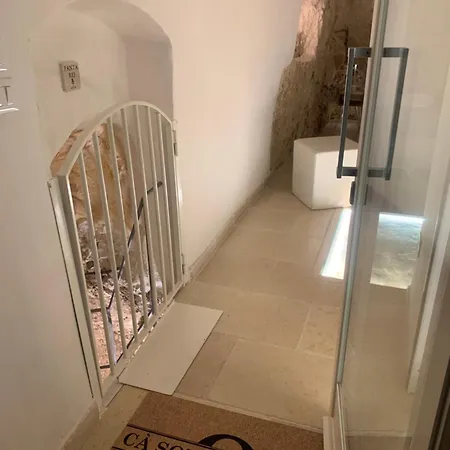 לינה וארוחת בוקר Ca Sotto L'arco אוסטוני