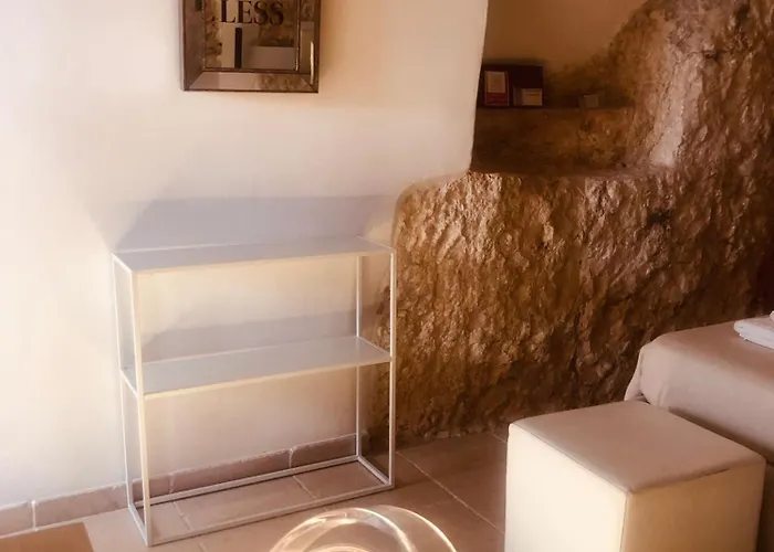 Alojamento de Acomodação e Pequeno-almoço Cà Sotto L’arco 4*